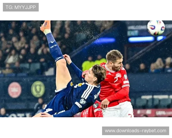 那不勒斯中场控制力压制帕尔马,麦克托米奈后插上破僵局